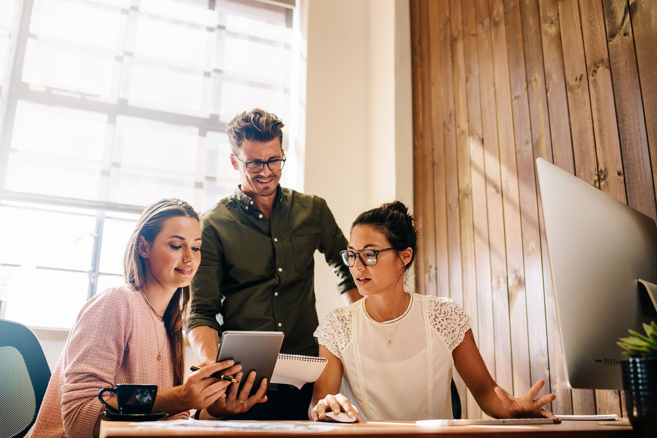 Perfecting Your Agency Pitch: 7 Techniques To Win Over Clients